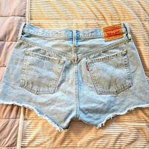Levi's 501's Classic Light Blue Jean Shorts Size 32